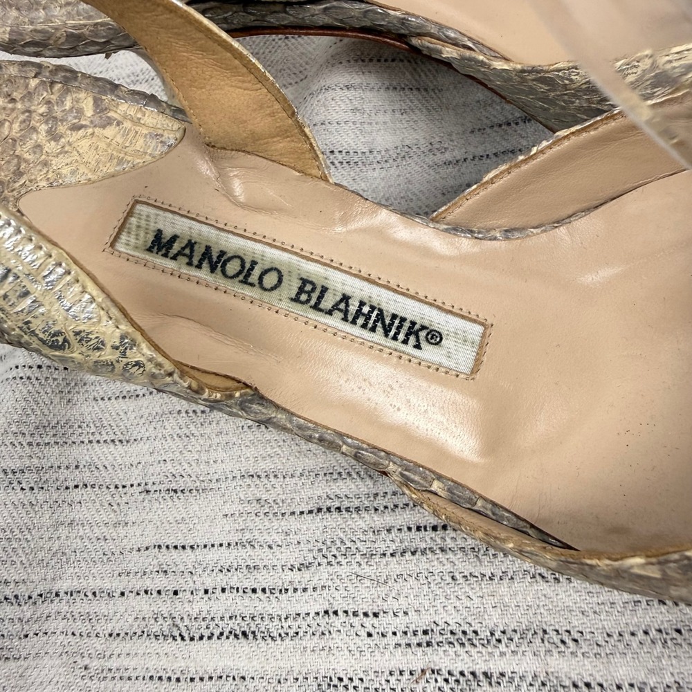 Manolo Blahnik Metallic Snakeskin Slingback Point Toe Embellished Kitten Heel 6 - Picture 2 of 10